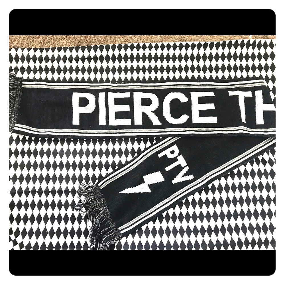 Pierce The Veil scarf